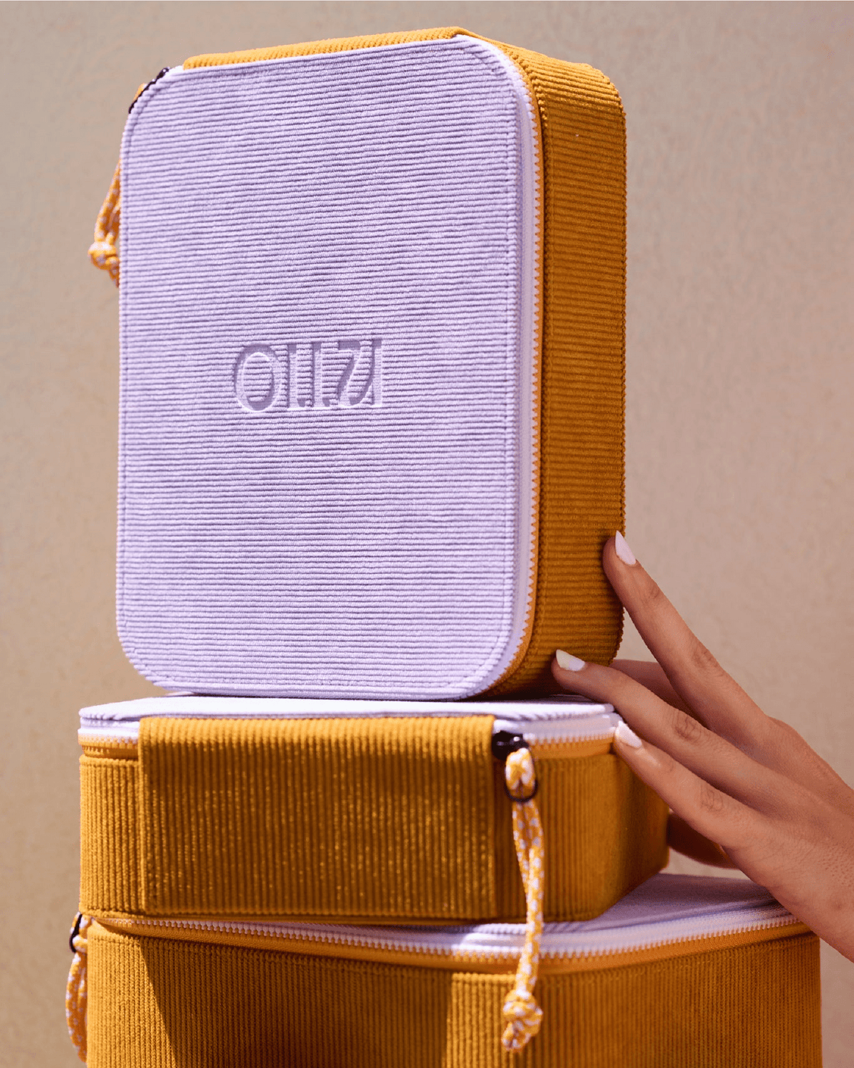 Ollu Trio frame holder, a tray for storing three pairs of glasses, view 4