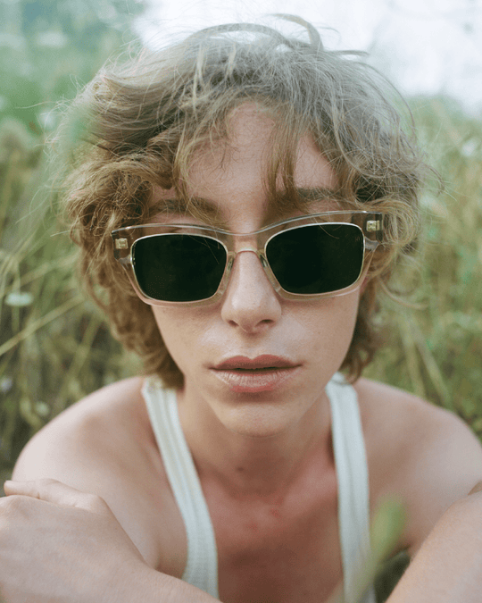 AUBERGINE Bio-Acetate Wayfarer Frame Sunglasses for Men & Women | Champagne (Green lens) | Sunnies Collection | OLLU